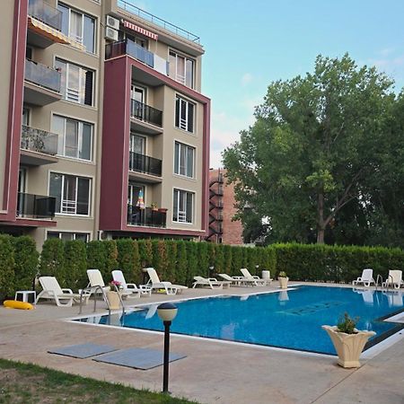 Уютные Апартаменты Vip Park Slăntjev Brjag Exteriör bild