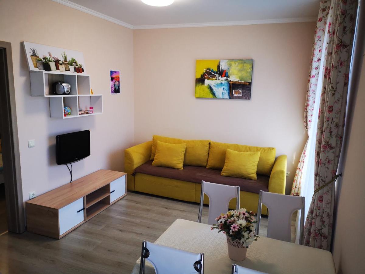 Уютные Апартаменты Vip Park Slăntjev Brjag Exteriör bild