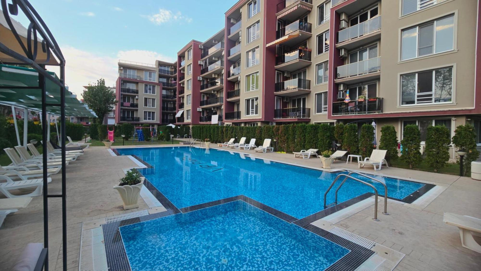 Уютные Апартаменты Vip Park Slăntjev Brjag Exteriör bild